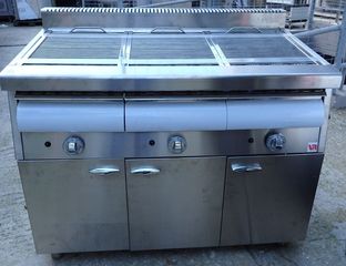 Γκριλ Αερίου Τριπλό Με Συρτάρι Νερού Επιδαπέδιο Βαρέως Τύπου 121x69x92 VRETTOS - Καινούργιο.