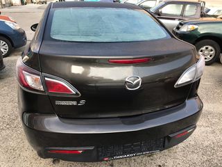 Mazda 3 2009-thumb-4