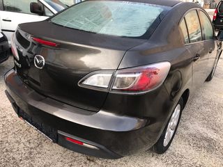 Mazda 3 2009-thumb-5