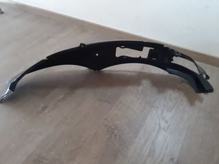 ΔΕΞΙΟ ΠΛΕΥΡΟ BEVERLY 125-200-250-thumb-2