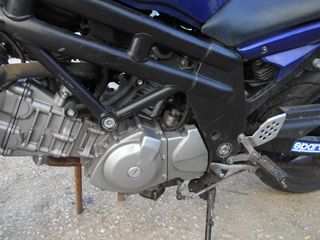 Hyosung GT 650 Comet-thumb-11