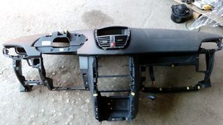 PEUGEOT 207. 1,4CC AYTOMATO. ΜΟΝΤΕΛΟ ΤΟΥ 2005-2013 !!! ΠΕΡΙΛΑΜΒΑΝΕΙ ΓΙΑ ΑΝΤΑΛΛΑΚΤΙΚΑ( KFU)ΜΟΤΕΡ,ΠΟΡΤΕΣ,ΣΑΖΜΑΝ,ΜΟΥΡΗ !-thumb-8