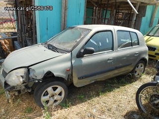 Renault Clio  '02
