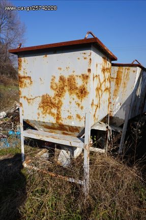 Σιλό αποθήκευσης και μεταφορας δομικών υλικών