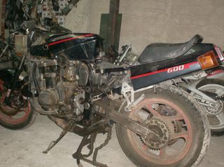 KAWASAKI GPX 600 -thumb-3