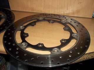 ΔΙΣΚΟΠΛΑΚΑ ΕΜΠΡΟΣ ΓΝΗΣΙΑ 6 ΤΡΥΠΕΣ YAMAHA YZF-1000 R1/FZ1-1000
