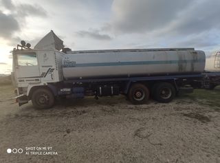 Volvo 1982 F12-thumb-1