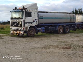 Volvo 1982 F12-thumb-3