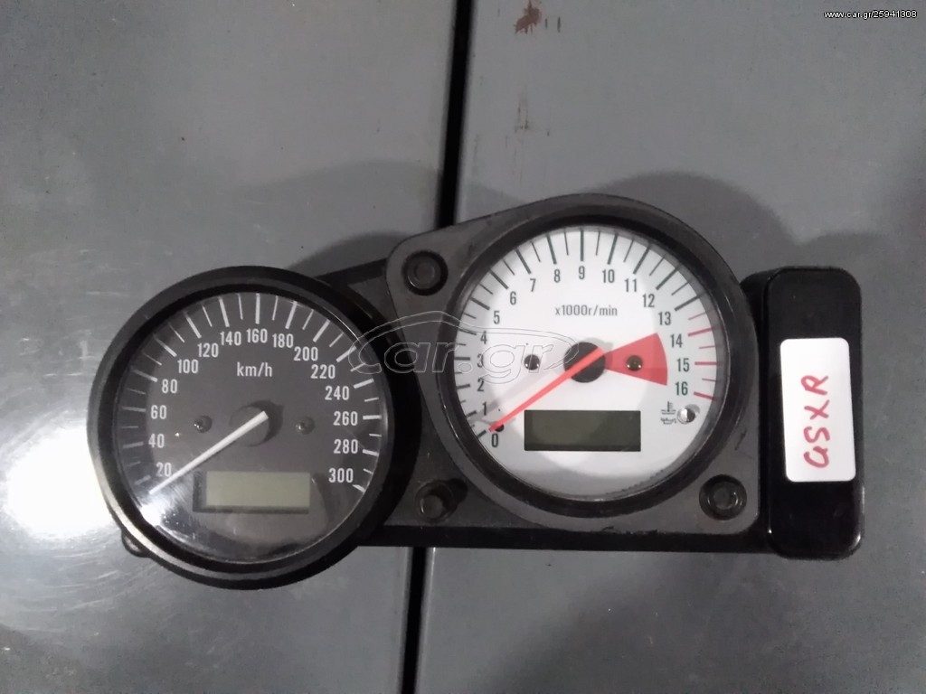 SUZUKI GSX 600