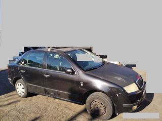 skoda fabia , 1397cc , μοντελο 2001 , με κωδικο κινητηρα AQW035352