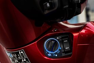 Honda SH 150i 2026 MY25 SMART BOX ΠΡΟΣΦΟΡΑ-thumb-9