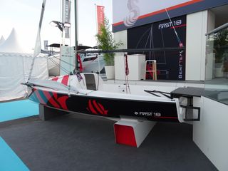 Beneteau 2026 First 18-thumb-6