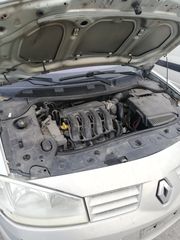 Renault megane 1.6   02-08-thumb-3