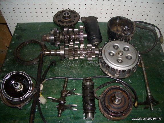 ΠΩΛΟΥΝΤΑΙ ΔΙΑΦΟΡΑ ΜΕΡΗ ΚΙΝΗΤΗΡΑ ΓΙΑ YAMAHA XS 600-400