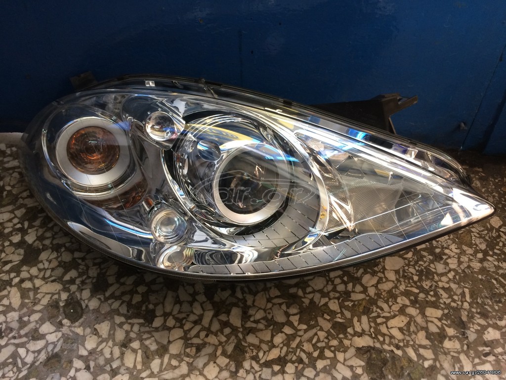 ΦΑΝΟΣ ΕΜ.ΔΕΞ.XENON A CLASS W169