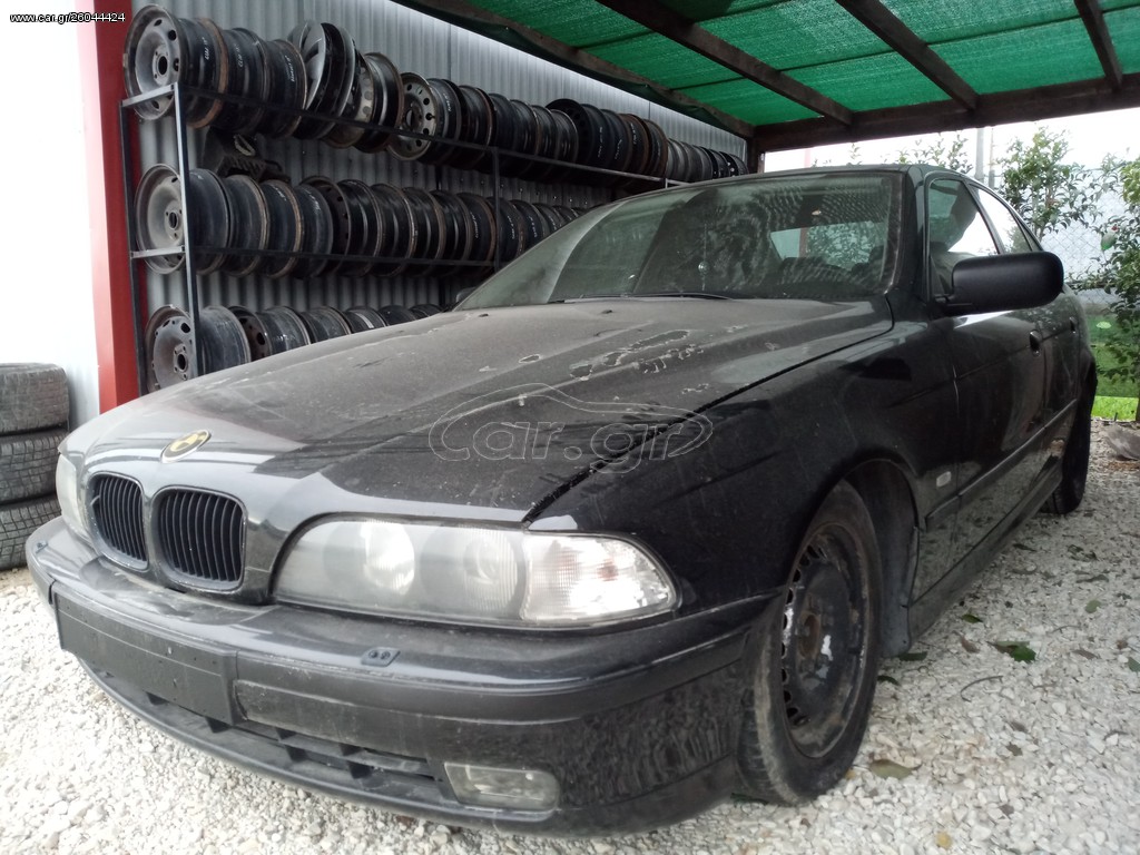 BMW E39 520  '00 ΓΙΑ ΑΝΤΑΛΛΑΚΤΙΚΑ
