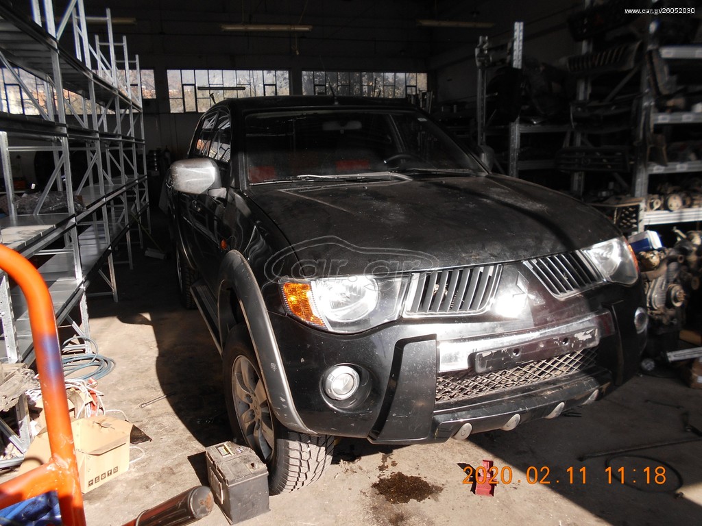 Mitsubishi L200  '06