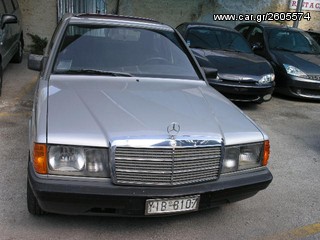 Mercedes-Benz 190 '86