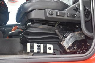 Ανατρεπόμενο Για Containers Με Βραχίονες Volvo 2003 FH-500 6X2-thumb-19