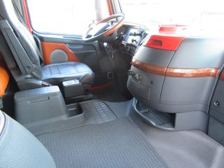 Ανατρεπόμενο Για Containers Με Βραχίονες Volvo 2003 FH-500 6X2-thumb-30