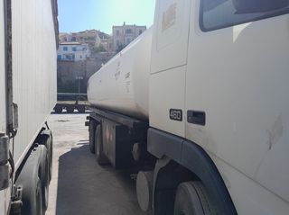 Βυτίο-Καυσίμων Volvo 2001-thumb-2