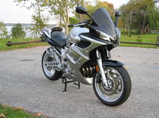 Fairing-Κουστούμι για Yamaha FZ6 Fazer (2004-2007) !!!