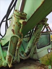 Εκσκαφέας Με Λάστιχα Liebherr 1981 921 Β ΓΙΑ ΑΝΤΑΛΛΑΚΤΙΚΑ-thumb-2