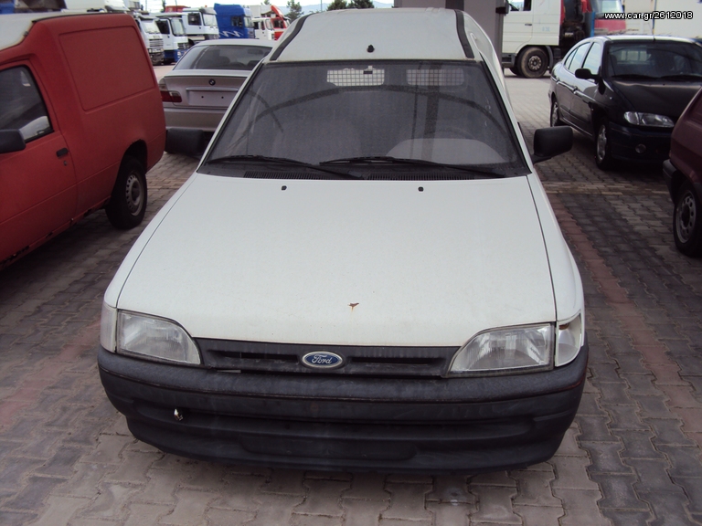 Κλούβα Ford 1992 ΔΙΝΕΤΑΙ Κ ΓΙΑ ΑΝΤΑΛΛΑΚΤΙΚΑ