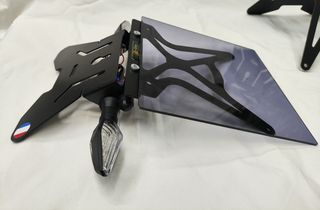 Αναδιπλουμενες Βασεις Πινακιδας  !!!