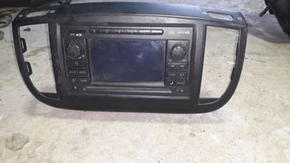 ραδιο/CD+navigation απο Nissan Micra k12 2009