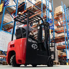 Κλαρκ 2024 EFS151 Δεν χρειάζεται άδεια χειριστή-thumb-1