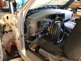 Φανοποιεία hilux -thumb-9