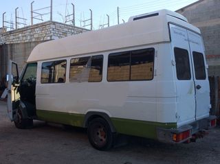 Iveco 2001-thumb-14