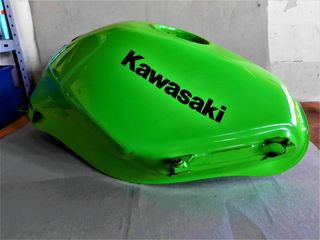 Kawasaki ZX250R Ninja 2007/20012 Ντεπόζιτο βενζίνης Ρεζερβουάρ σε άριστη κατάσταση!!!Σαν καινουριο!!!!-thumb-8