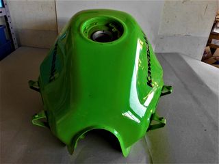 Kawasaki ZX250R Ninja 2007/20012 Ντεπόζιτο βενζίνης Ρεζερβουάρ σε άριστη κατάσταση!!!Σαν καινουριο!!!!-thumb-3