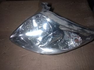 SUZUKI SWIFT III 06-11 ΕΜΠΡΟΣ ΔΕΞΙ ΦΑΝΑΡΙ
