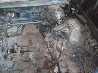 MERCEDES 123-thumb-1