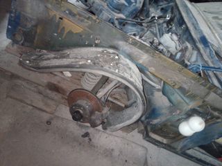 MERCEDES 123-thumb-2
