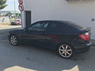 ΠΟΡΤΑ W203 W211 MERCEDES C200 E200