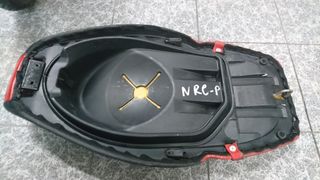 ΣΕΛΑ PIAGGIO NRG POWER 50-thumb-2