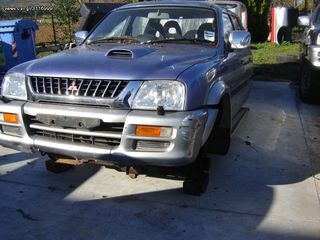 ΚΑΜΠΙΝΑ 4 ΠΟΡΤΕΣ L200 4X4 MITSUBISHI