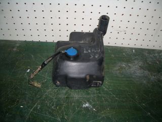 ΠΩΛΕΙΤΑΙ ΔΟΧΕΙΟ ΛΑΔΙΟΥ ΓΙΑ HONDA LEAD 50 (1 ΤΕΜ)