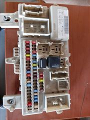 Ασφαλειοθήκη Ford Focus 2006-2009-thumb-1