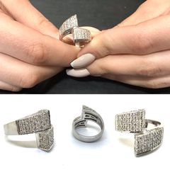 Δαχτυλιδι 18k με Μπριγιάν