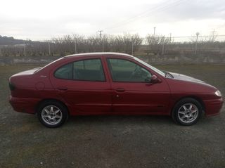 Renault Megane 1999 1400cc ΥΓΡΑΕΡΙΟ A/C-thumb-2