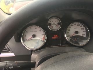 Peugeot 207 2009-thumb-11