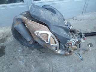 Suzuki katana 50 ανταλλακτικα απο κινητηρα injection κυλινδρος πηνια σωμα ψεκασμου εξτμιση ζαντα σασμαν στροφαλος