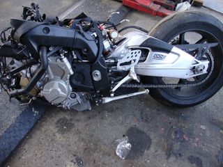 BMW S1000R  S1000RR 