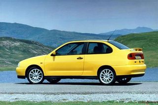 ΠΡΟΣΤΑΤΕΥΤΙΚΟ ΚΑΛΥΜΜΑ ΤΑΜΠΛΟ SEAT CORDOBA 1999-2000& 1999-2001 (ΔΙΑΘΕΣΙΜΟ)