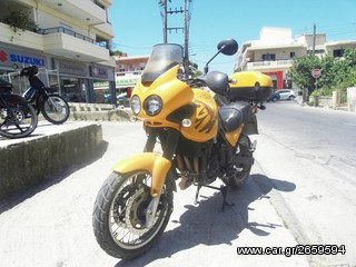 Triumph Tiger 900 (885) 1999-thumb-2